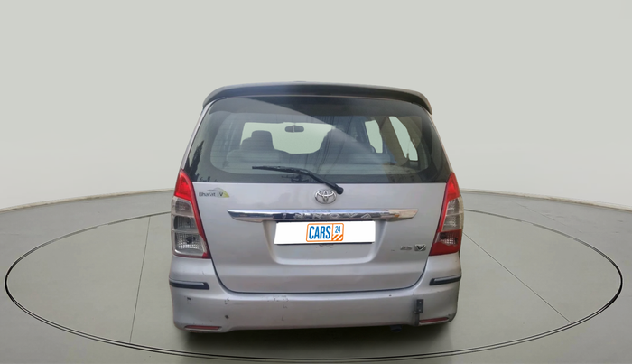 2013 Toyota Innova 2.5 VX 8 STR, Diesel, Manual, 1,84,472 km, exterior