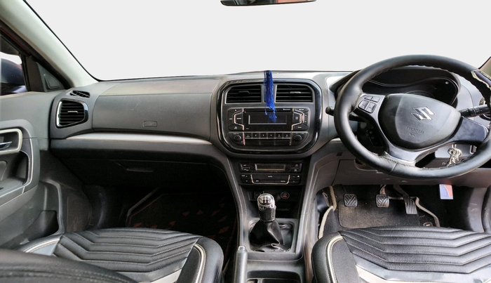 2017 Maruti Vitara Brezza ZDI, Diesel, Manual, 1,37,914 km, interior