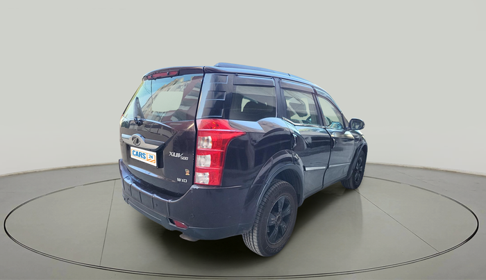 2015 Mahindra XUV500 W10, Diesel, Manual, 1,40,543 km, exterior