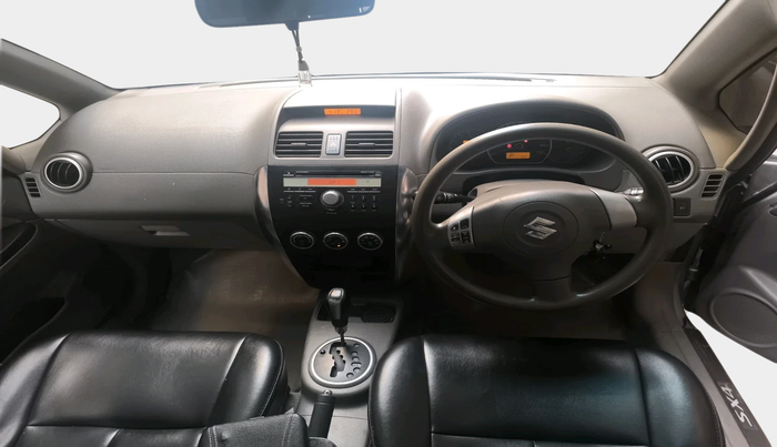 2011 Maruti SX4 ZXI AT LEATHER, Petrol, Automatic, 1,14,081 km, interior