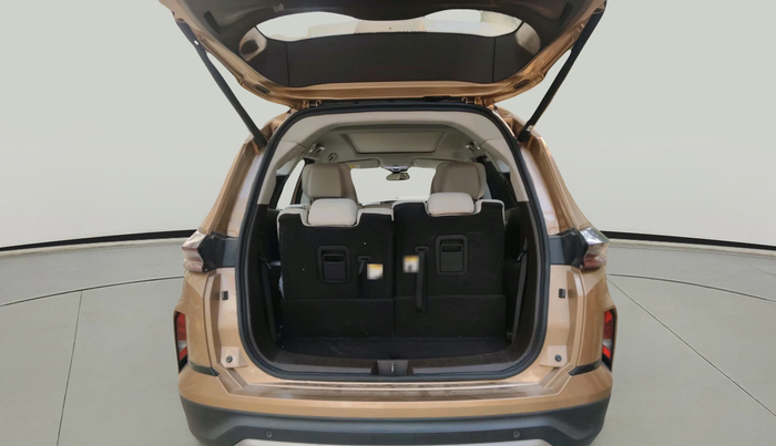 2024 Tata Safari ACCOMPLISHED PLUS 6 STR DUAL TONE AT, Diesel, Automatic, 39,869 km, exterior