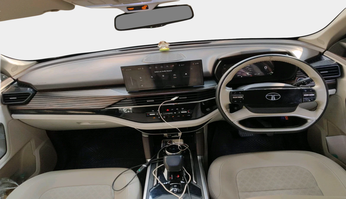 2024 Tata Safari ACCOMPLISHED PLUS 6 STR DUAL TONE AT, Diesel, Automatic, 39,869 km, interior