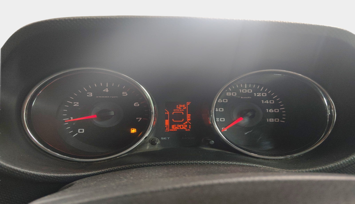 2018 Mahindra TUV300 T10, Diesel, Manual, 1,62,021 km, interior
