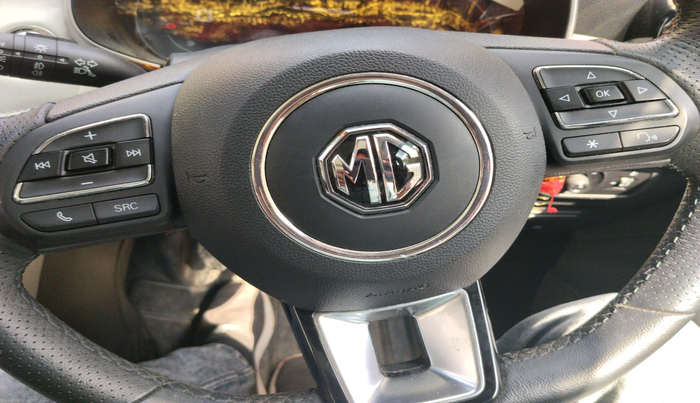 2023 MG ASTOR SHARP 1.5 MT, Petrol, Manual, 6,194 km, interior