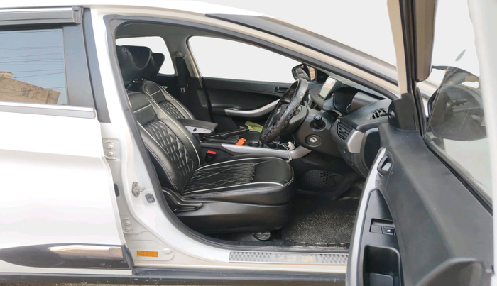 2022 Tata NEXON XE PETROL, Petrol, Manual, 49,464 km, interior