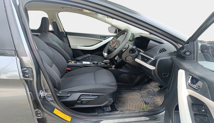 2023 Tata NEXON CREATIVE  AMT 1.2 PETROL, Petrol, Automatic, 10,395 km, interior