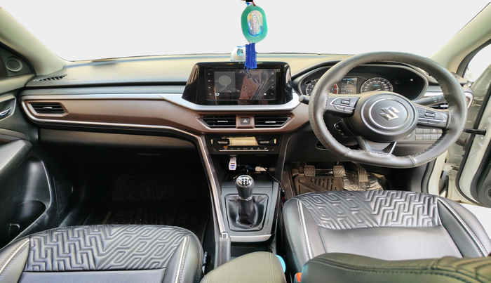 2023 Maruti BREZZA ZXI SMART HYBRID , Petrol, Manual, 18,386 km, interior