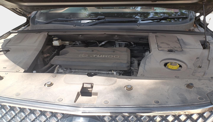 2023 MG HECTOR PLUS SAVVY PRO 1.5 TURBO CVT 6 STR, Petrol, Automatic, 13,376 km, exterior