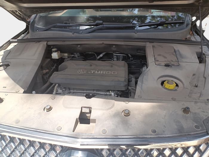 2023 MG HECTOR PLUS SAVVY PRO 1.5 TURBO CVT 6 STR, Petrol, Automatic, 13,376 km, exterior