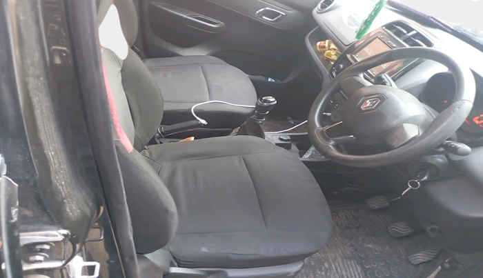 2018 Renault Kwid RXT 1.0 (O), Petrol, Manual, 88,441 km, interior