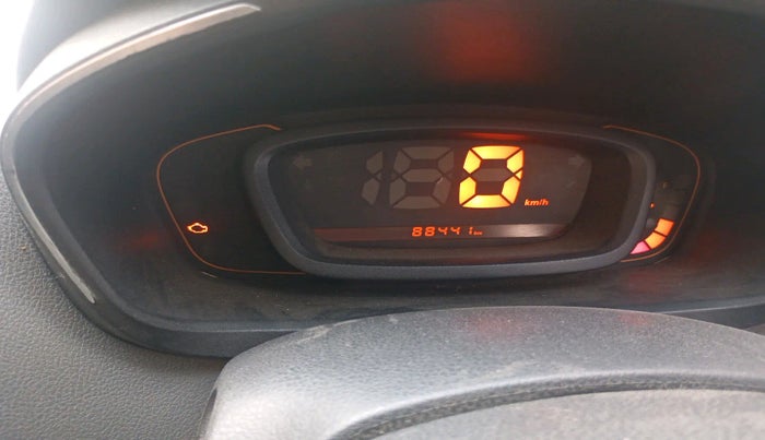 2018 Renault Kwid RXT 1.0 (O), Petrol, Manual, 88,441 km, interior