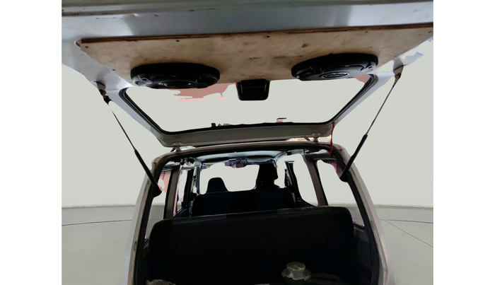 2014 Maruti Omni 5 STR, Petrol, Manual, 63,940 km, exterior