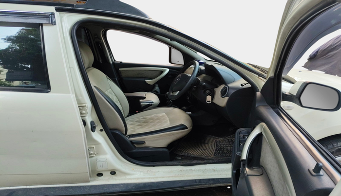 2012 Renault Duster 110 PS RXL DIESEL, Diesel, Manual, 1,37,976 km, interior