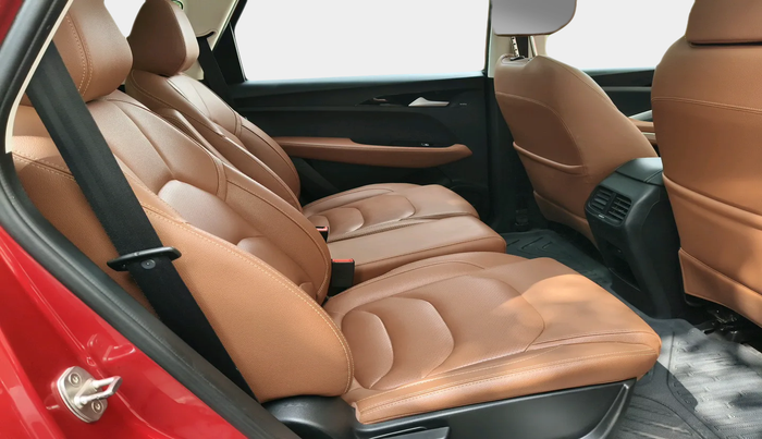 2021 MG HECTOR PLUS SHARP 2.0 DIESEL TURBO MT 6-STR, Diesel, Manual, 1,08,778 km, interior