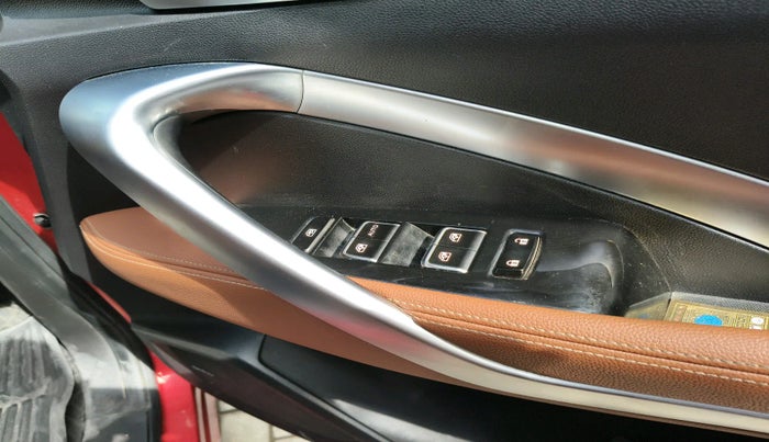 2021 MG HECTOR PLUS SHARP 2.0 DIESEL TURBO MT 6-STR, Diesel, Manual, 1,08,778 km, interior