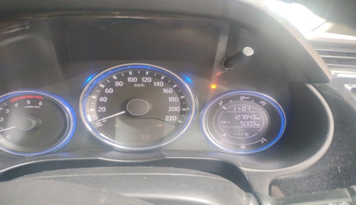 2015 Honda City 1.5L I-DTEC V, Diesel, Manual, 1,27,843 km, interior