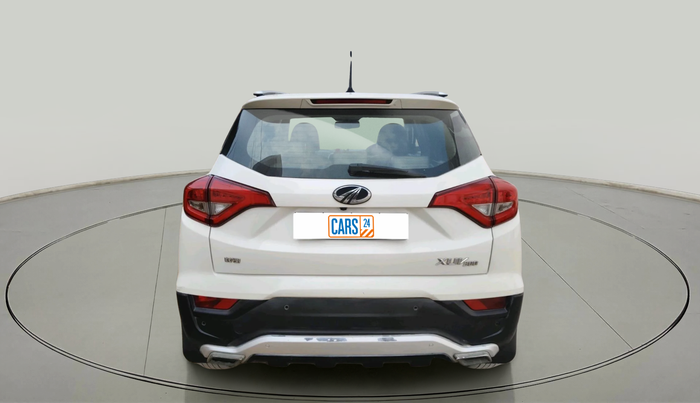 2020 Mahindra XUV300 W8 (O) 1.5 DIESEL, Diesel, Manual, 1,14,836 km, exterior