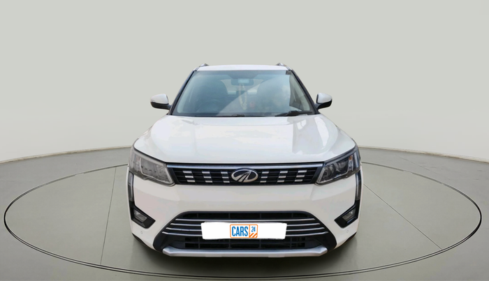 2020 Mahindra XUV300 W8 (O) 1.5 DIESEL, Diesel, Manual, 1,14,836 km, exterior