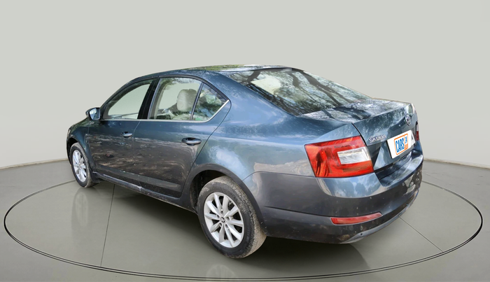 2014 Skoda Octavia AMBITION 2.0 TDI AT, Diesel, Automatic, 2,13,296 km, exterior
