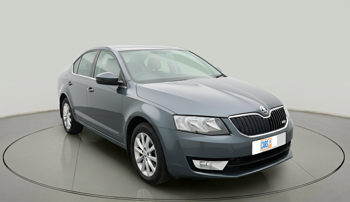 2014 Skoda Octavia AMBITION 2.0 TDI AT, Diesel, Automatic, 2,13,296 km, exterior