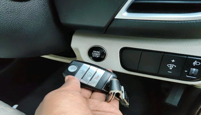 2019 KIA SELTOS HTX 1.5 DIESEL, Diesel, Manual, 98,883 km, interior