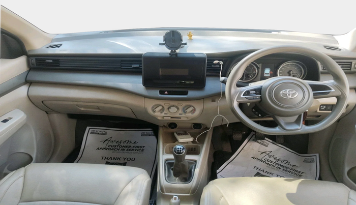 2024 Toyota RUMION S CNG , Petrol, Manual, 28,657 km, interior