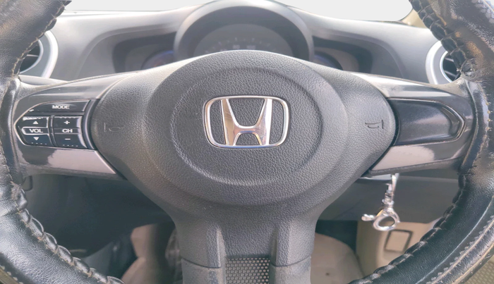 2015 Honda Mobilio 1.5L I-DTEC S, Diesel, Manual, 1,20,063 km, interior