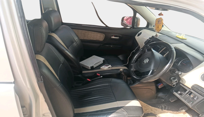 2018 Maruti Wagon R 1.0 VXI, Petrol, Manual, 1,20,913 km, interior