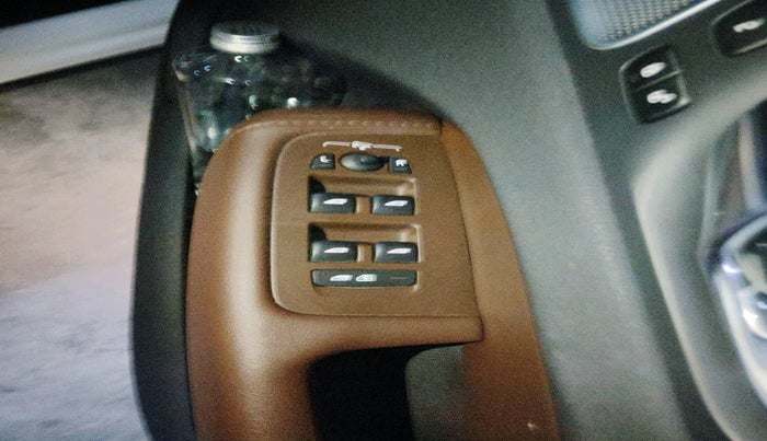 2019 Volvo XC 60 D5 INSCRIPTION, Diesel, Automatic, 1,08,580 km, interior