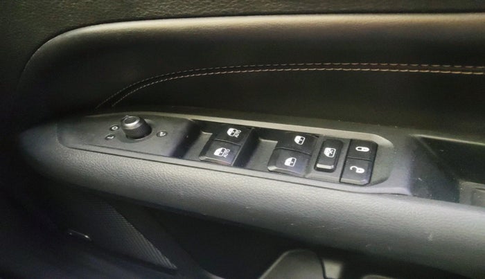 2023 Jeep Compass MODEL S (O) DIESEL 4X4 AT, Diesel, Automatic, 26,474 km, interior