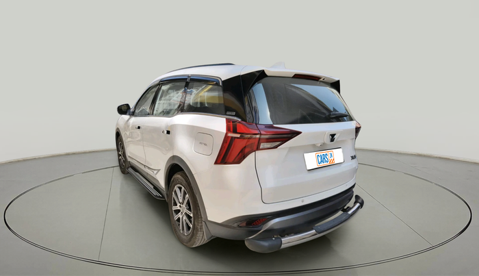 2022 Mahindra XUV700 AX 7 LUXURY P AT 7 STR, Petrol, Automatic, 1,05,874 km, exterior