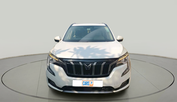 2022 Mahindra XUV700 AX 7 LUXURY P AT 7 STR, Petrol, Automatic, 1,05,874 km, exterior
