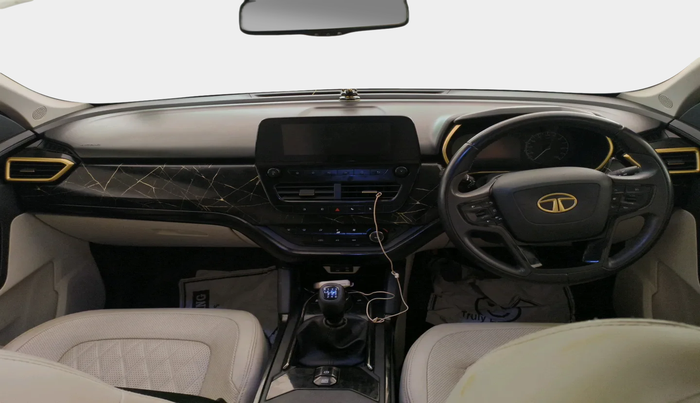 2022 Tata Safari XZ PLUS GOLD, Diesel, Manual, 32,023 km, interior