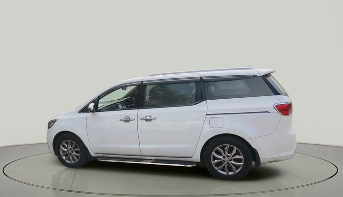 2020 KIA CARNIVAL LIMOUSINE 2.2 7 STR, Diesel, Automatic, 1,13,055 km, exterior