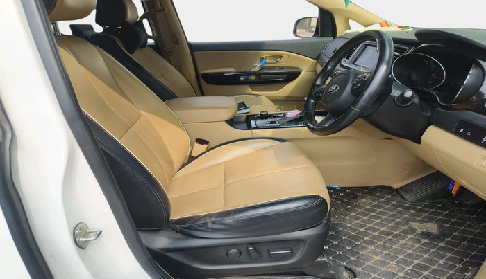 2020 KIA CARNIVAL LIMOUSINE 2.2 7 STR, Diesel, Automatic, 1,13,055 km, interior