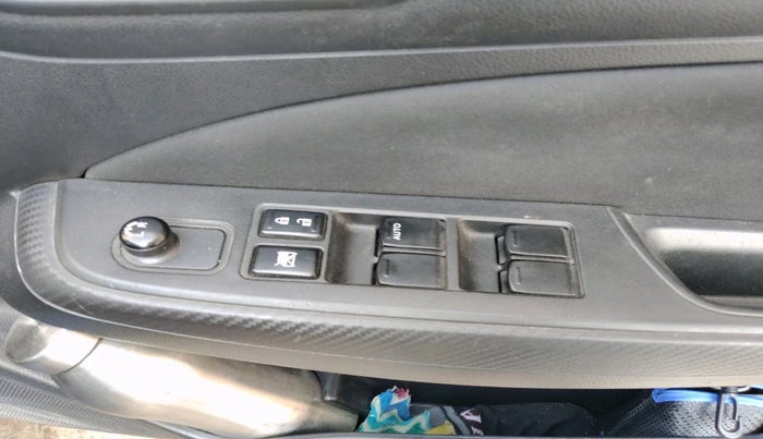 2021 Maruti Swift VXI, Petrol, Manual, 60,964 km, interior