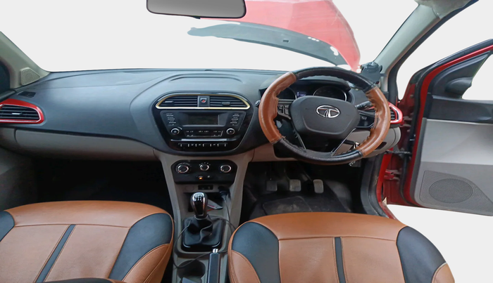 2018 Tata Tiago XZ PETROL, Petrol, Manual, 72,652 km, interior