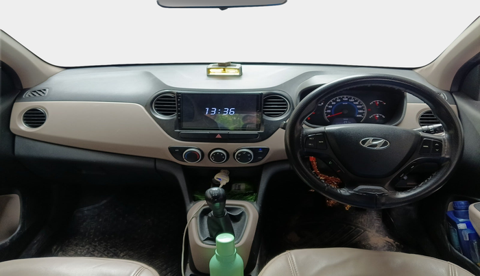 2013 Hyundai Grand i10 MAGNA 1.1 CRDI, Diesel, Manual, 1,03,569 km, interior