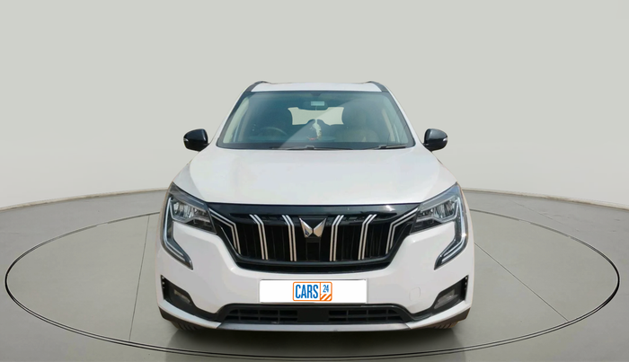 2022 Mahindra XUV700 AX 5 D MT 7 STR, Diesel, Manual, 42,620 km, exterior