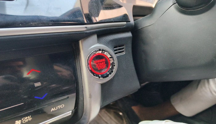 2017 Honda City 1.5L I-DTEC VX, Diesel, Manual, 86,977 km, interior