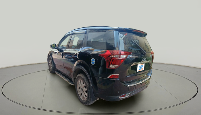 2019 Mahindra XUV500 W9, Diesel, Manual, 1,01,156 km, exterior