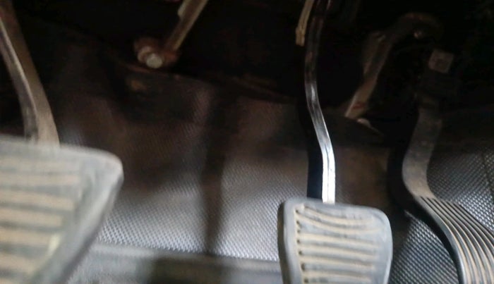 2019 Mahindra XUV500 W9, Diesel, Manual, 1,01,156 km, interior