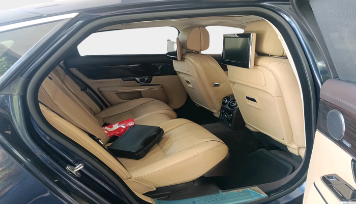 2014 Jaguar XJ L 3.0 V 6 Portfolio, Diesel, Automatic, 70,670 km, interior