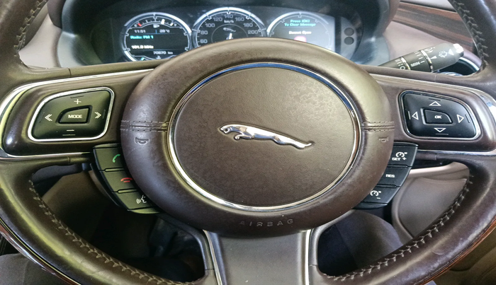 2014 Jaguar XJ L 3.0 V 6 Portfolio, Diesel, Automatic, 70,670 km, interior