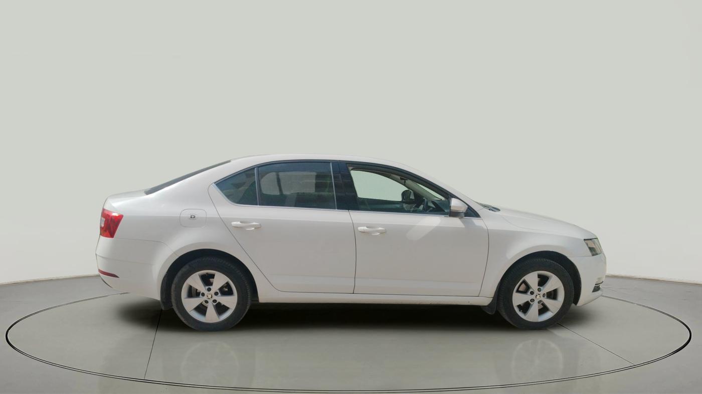 2017 Skoda Octavia 2.0 TDI CR STYLE, Diesel, Manual, 1,68,973 km, exterior