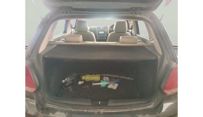 2015 Volkswagen Polo HIGHLINE1.5L, Diesel, Manual, 1,51,336 km, exterior