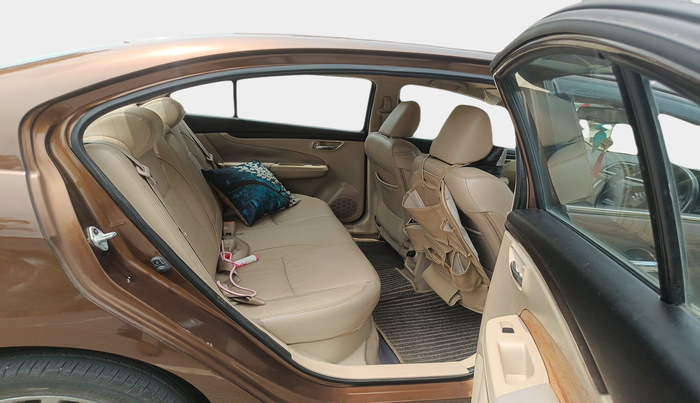 2016 Maruti Ciaz ZDI+ SHVS, Diesel, Manual, 48,737 km, interior