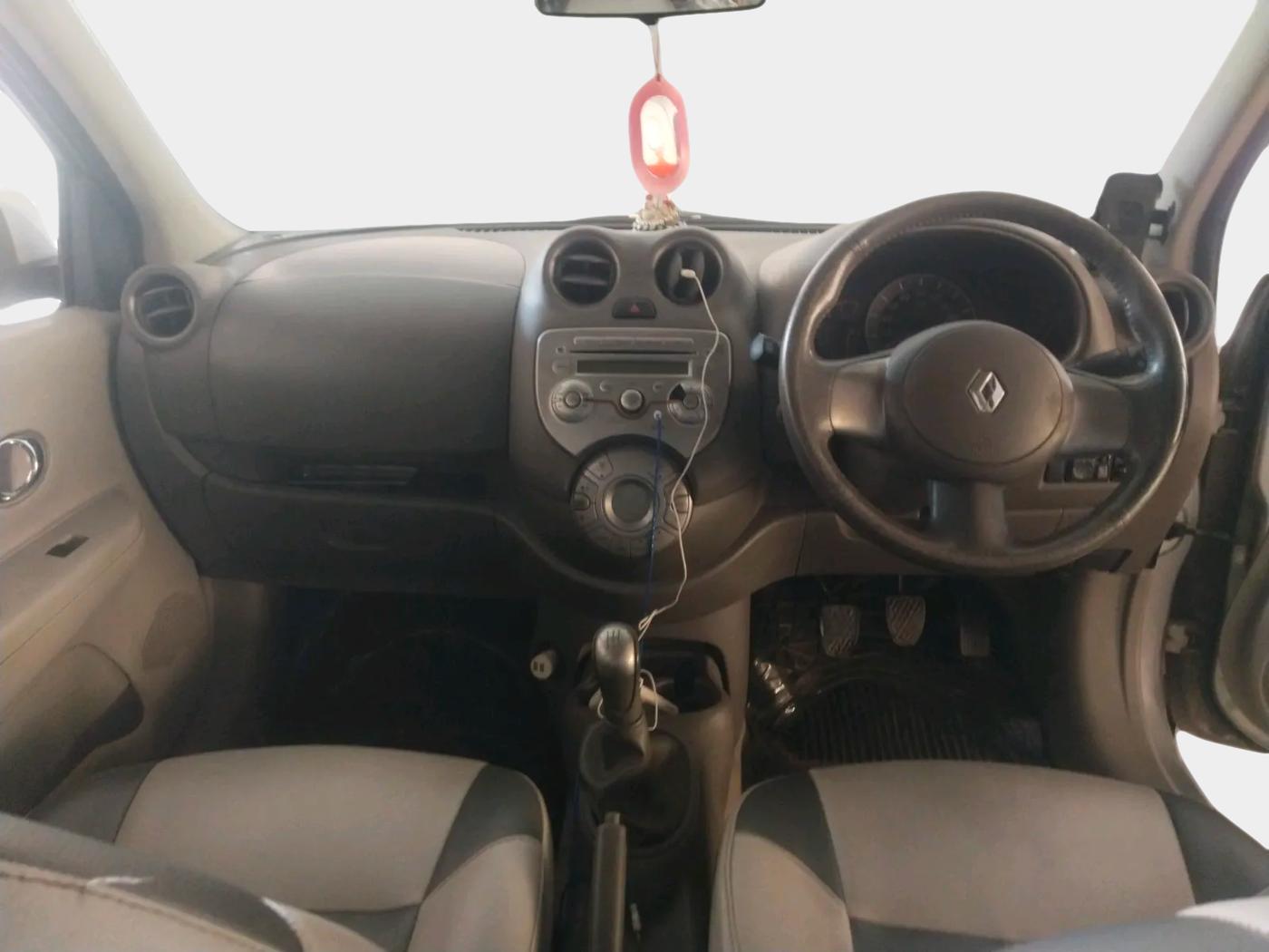 2013 Renault Pulse RXZ DIESEL, Diesel, Manual, 1,01,674 km, interior