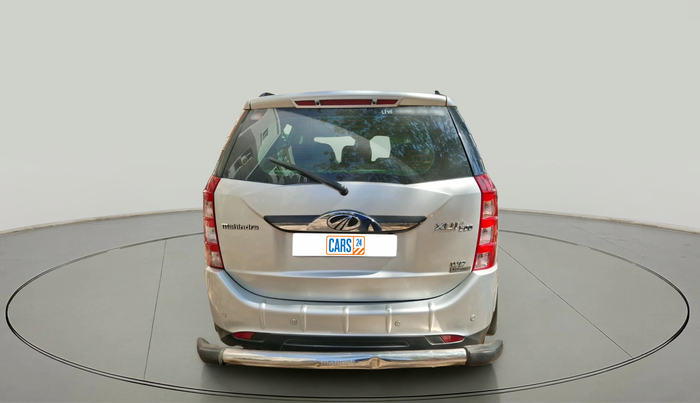 2018 Mahindra XUV500 W9 AT, Diesel, Automatic, 88,061 km, exterior