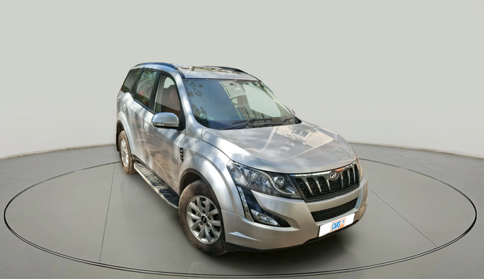 2018 Mahindra XUV500 W9 AT, Diesel, Automatic, 88,061 km, exterior